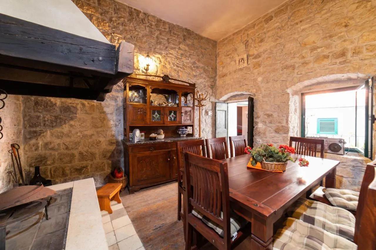 Villa Providenca Kastela