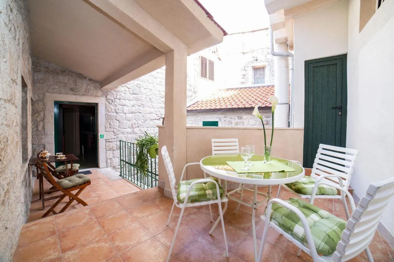 Villa Providenca Kastela