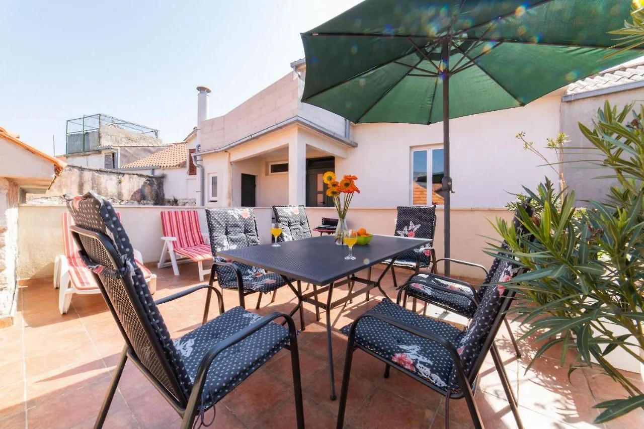 Villa Providenca Kastela