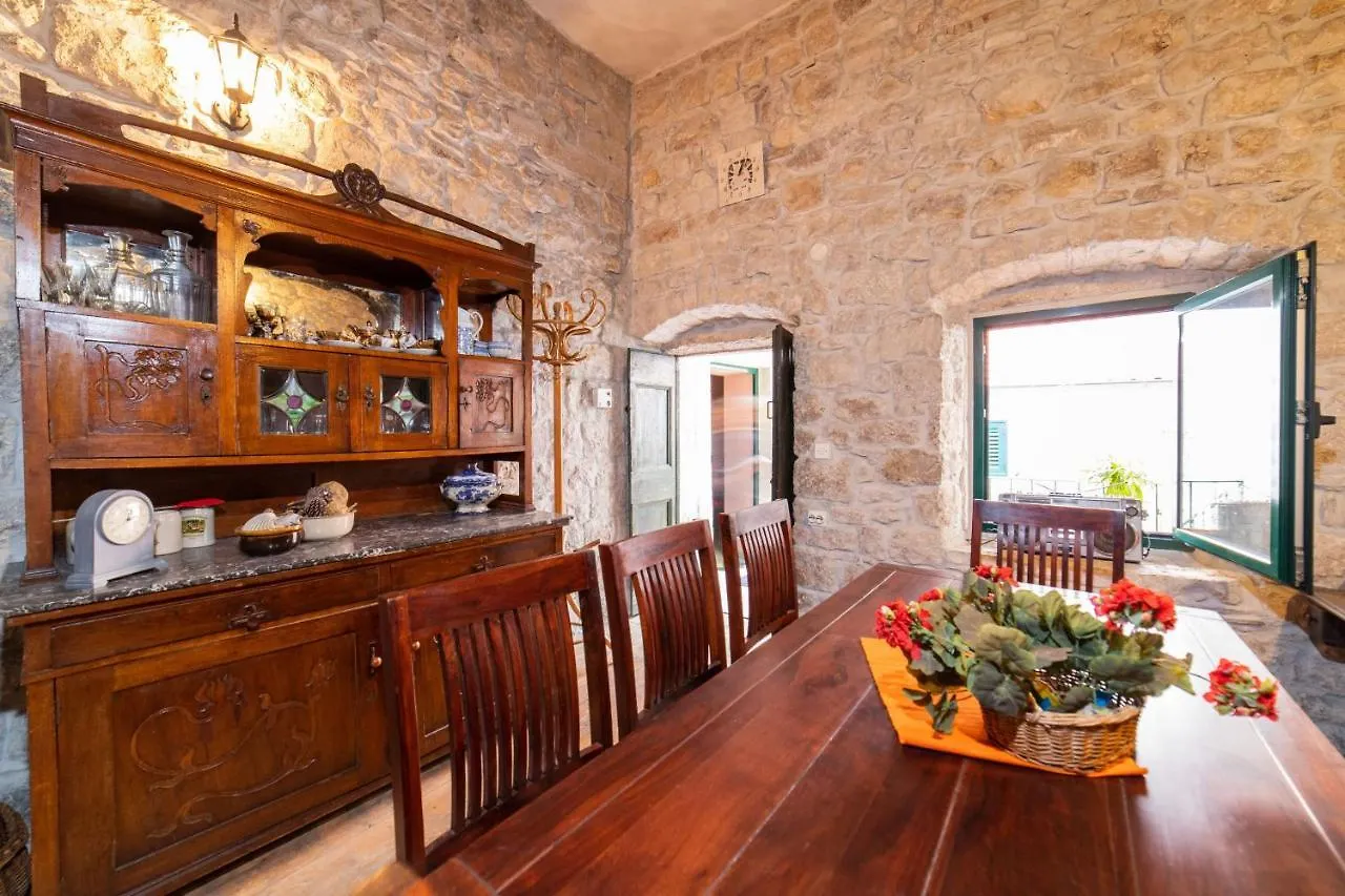 Villa Providenca Kastela
